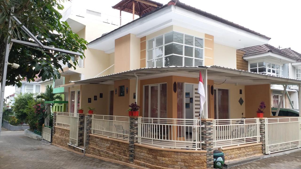 Villa Two One Exotic Private Pool Di Batu Бату Экстерьер фото